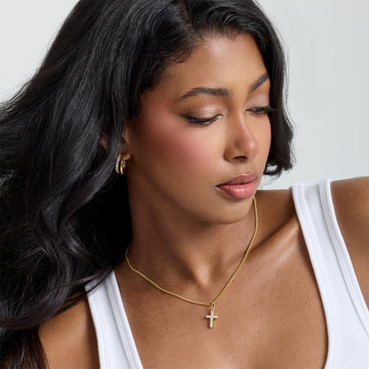 Collares con cruces elegantes - Joyería de colgantes atemporales